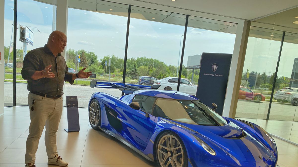 Christian von Koenigsegg i Koenigsegg Jesko w La Squadra w Katowicach