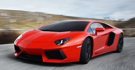 2013 Lamborghini Aventador z systemem wygaszania cylindrów