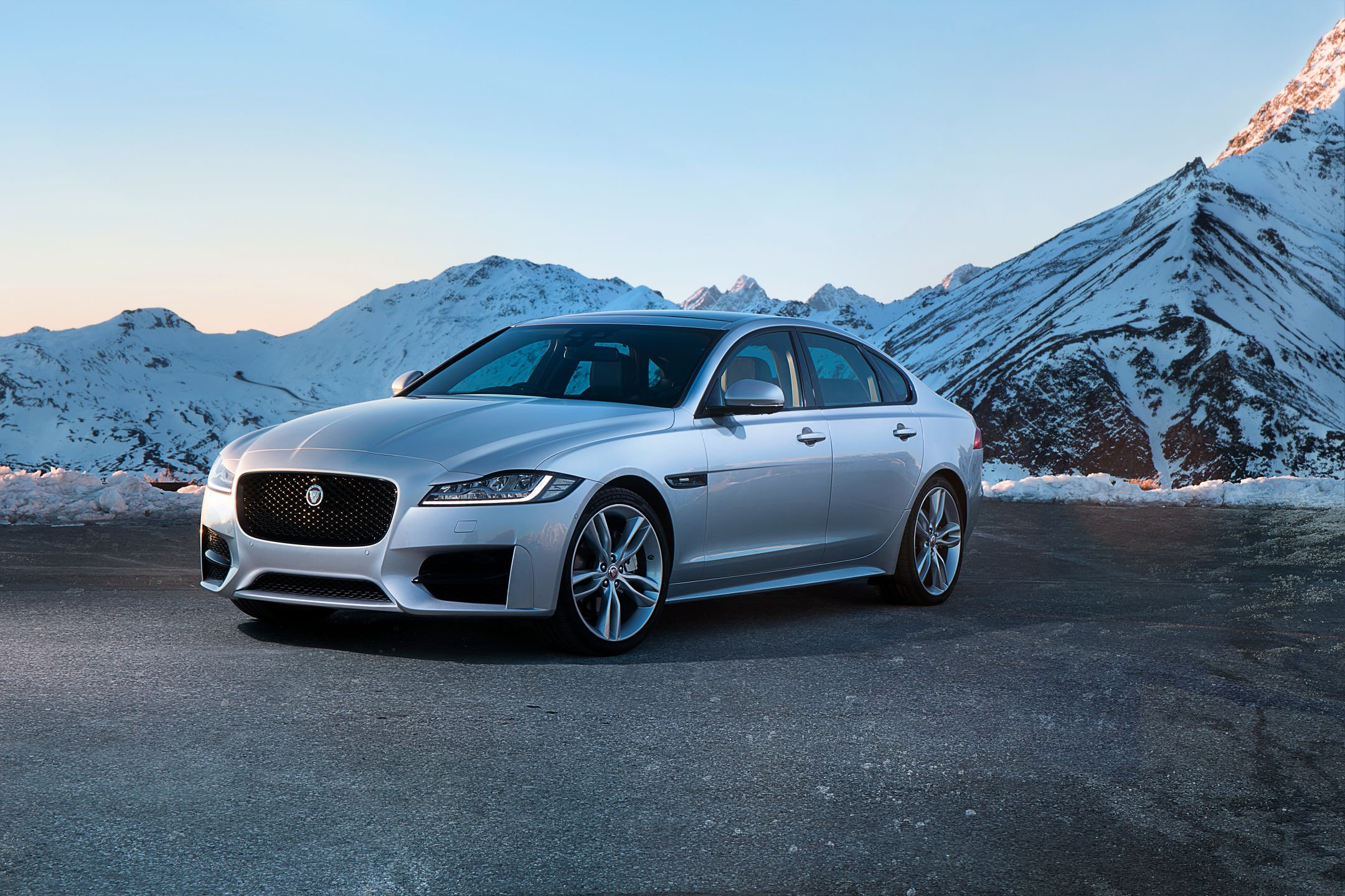 Jaguar XF 1