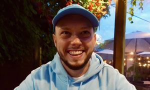 Książulo pokazał NOWE zdjęcie z UKOCHANĄ! Słodziaki? (FOTO)