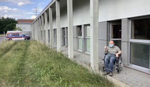 Koronawirus w Polsce. Jan Filip Libicki opuścił szpital. "Po 22 dniach na wolności"
