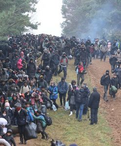 "Wysyłają migrantów na granicę". Mają szukać słabych punktów
