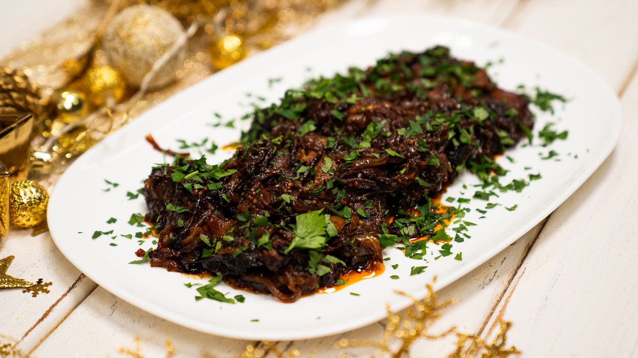 Upiecz karkówkę w ten sposób i podaj w sylwestra. Każdy poprosi o dokładkę