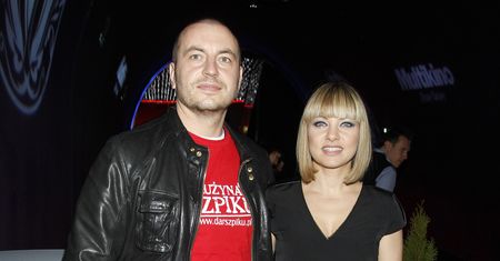 Zaręczyli się z jednego powodu. "Dał mi pierścionek za pięć euro"