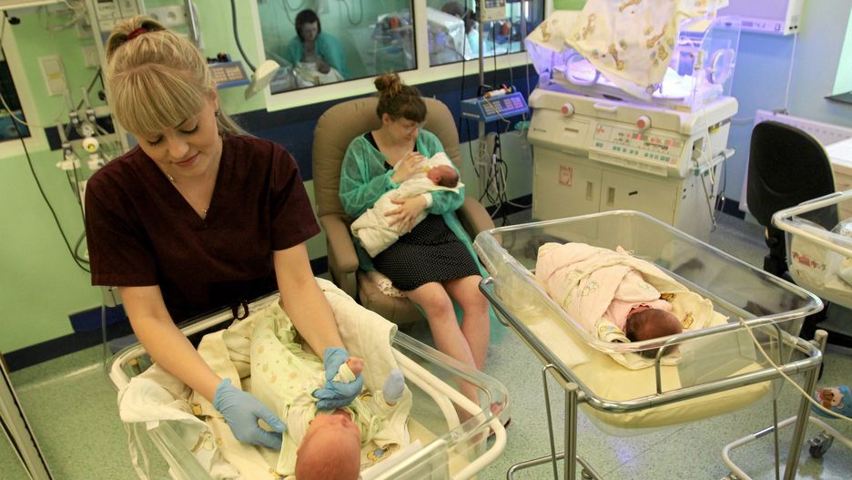 Koronawirus. Na świat przychodzą dzieci poczęte podczas wiosennego lockdownu. (zdjęcie ilustracyjne, na fot. oddział położniczy szpitala w Lublinie)