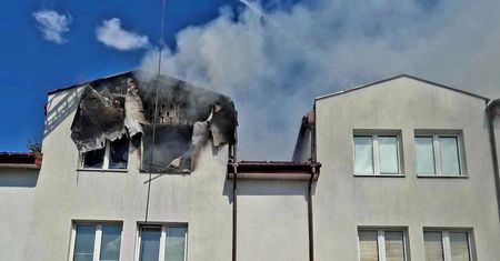 Pożar strawił mieszkanie pod Warszawą. Znana aktorka prosi o pomoc
