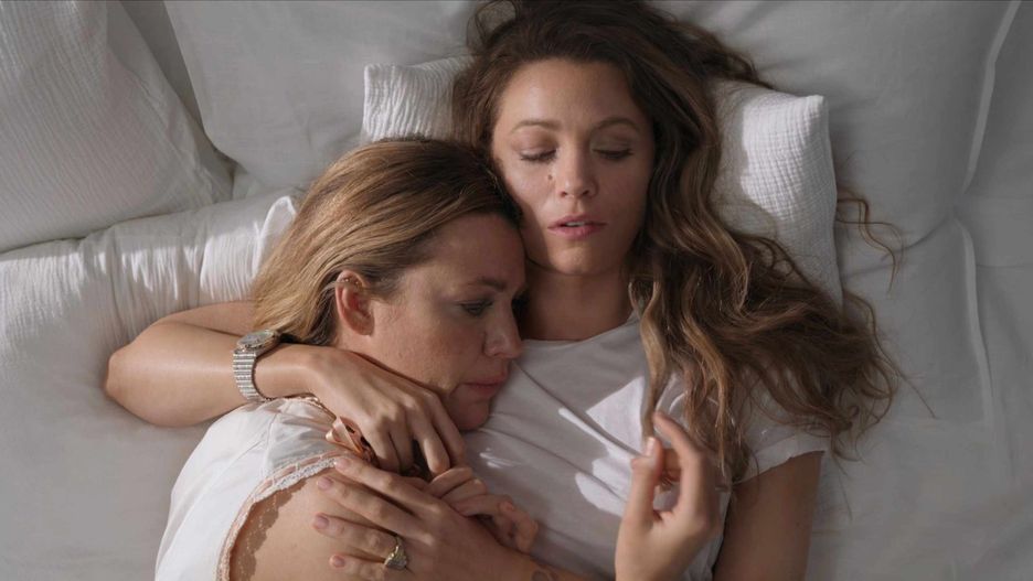 "Kolejna zwyczajna przysługa" z Blake Lively i Anną Kendrick