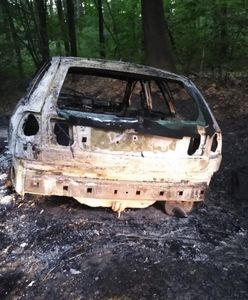 Potrącił 16-latka, uciekł i spalił samochód. Teraz kierowcy i pasażerce grozi więzienie