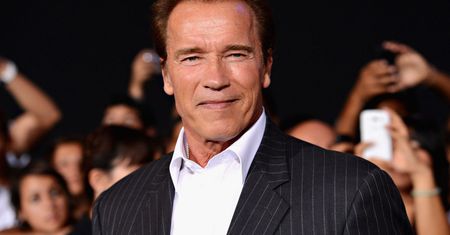 Luksus w bagażu. Schwarzenegger zatrzymany na lotnisku w Monachium