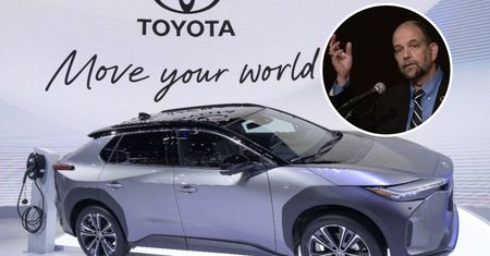 "Myślenie życzeniowe". Toyota krytykuje unijny zakaz samochodów spalinowych od 2035 r.