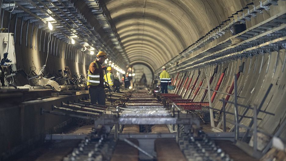 Warszawa. Postępują prace na budowie metra