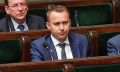 Domagał się zwolnienia naczelniczki poczty. Został ukarany