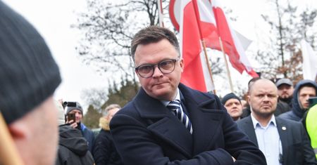 Hołownia został otoczony przez rolników. Gorąca dyskusja w Ciechanowie