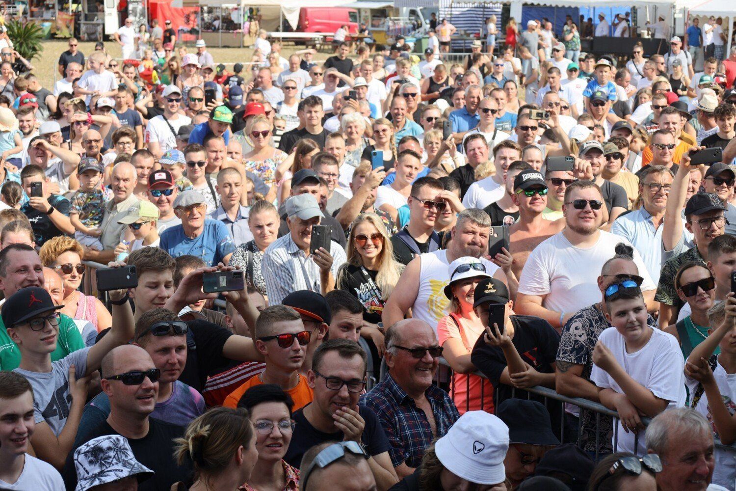 Weekendowy rozkład jazdy w powiecie pleszewskim [15-17 sierpnia 2025 roku]