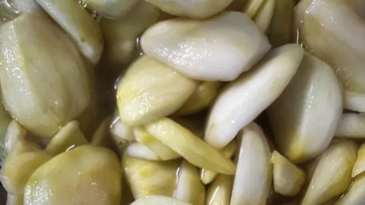 Produkty bogate w sól wyniszczają żołądek