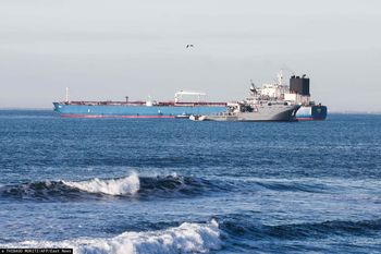 Rosyjski tankowiec stracił kontrolę. Przewozi 300 tys. baryłek ropy