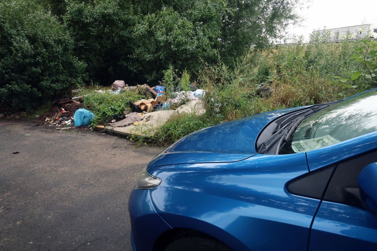 Poznań: Kilkaset dzikich wysypisk śmieci. Straż miejska prosi o współpracę w ich likwidowaniu