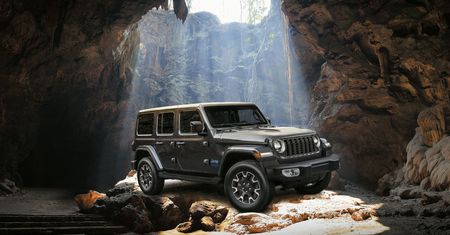 Jeep odświeżył Wranglera. Hybryda nie będzie jedyną opcją, ale jest haczyk