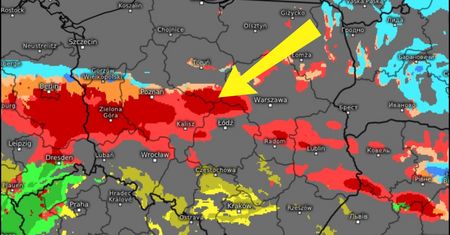 "Możliwy paraliż". Na mapach Polski kolor czerwony. Co z pogodą?