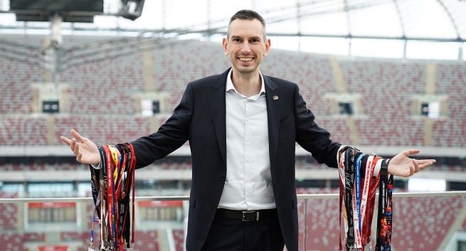 Michał Proszowski, rzecznik prasowy PGE Narodowego po 8 latach odchodzi z firmy