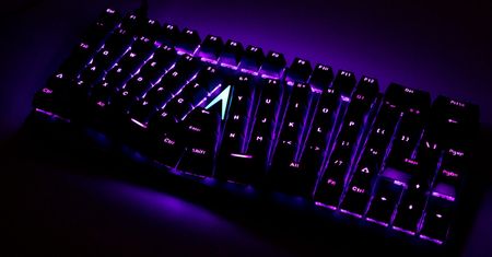 X-Bows Mechanical Ergonomic Keyboard – wszystko w zasięgu palców