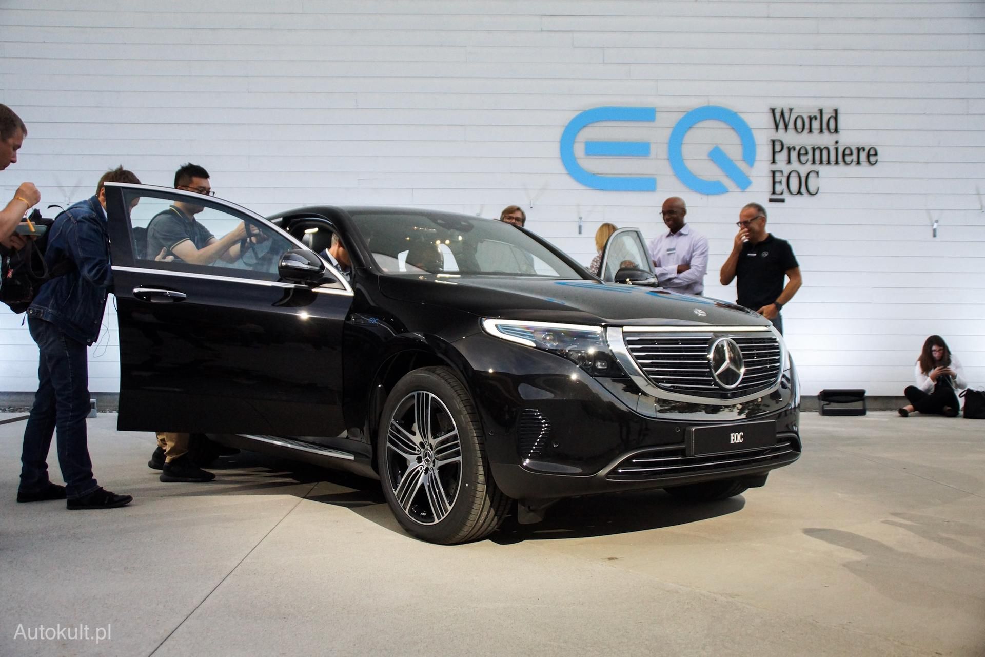 Elektryczny Mercedes EQC przejedzie na jednym ładowaniu 450 km