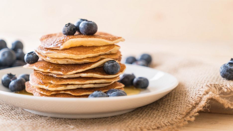 Dzięki takiemu przepisowi możesz cieszyć się pysznymi placuszkami, które są nie tylko smaczne, ale też nie obciążą twojego układu pokarmowego.