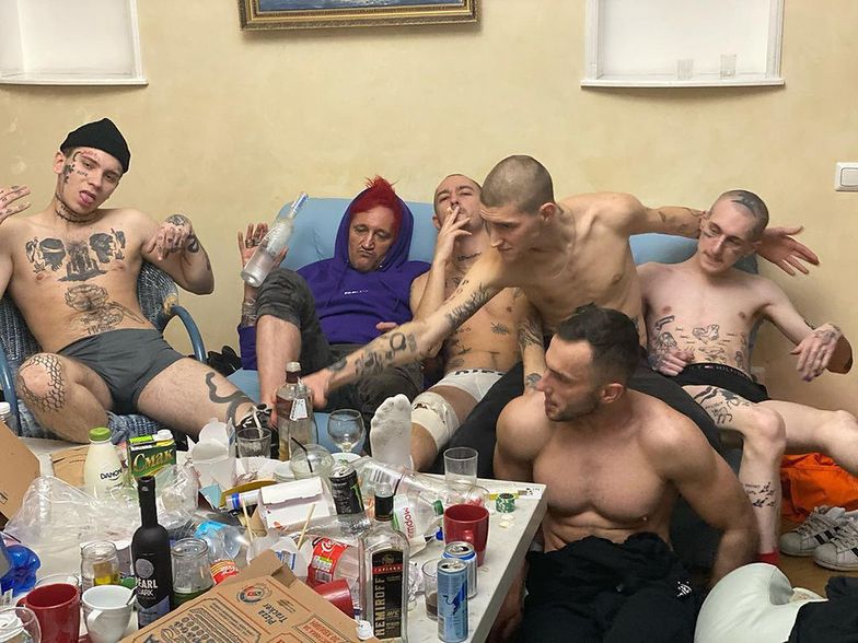 Zdjęcia z planu teledysku "Piję wódę i słucham Ich Troje" z udziałem Michała Wiśniewskiego