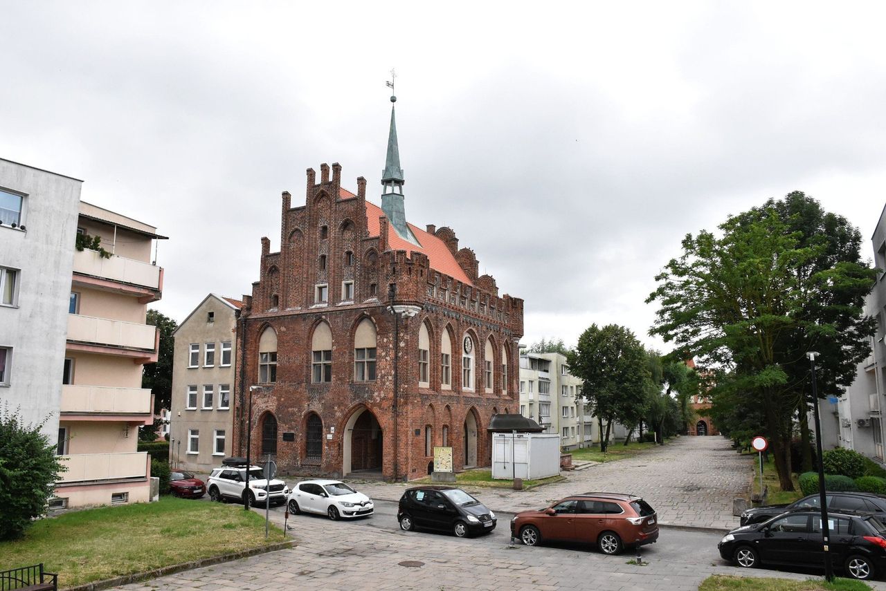 Malbork: Te firmy zmodernizują Ratusz Staromiejski oraz pobliskie ulice. Trzeba będzie "pogodzić" dwie sąsiadujące inwestycje