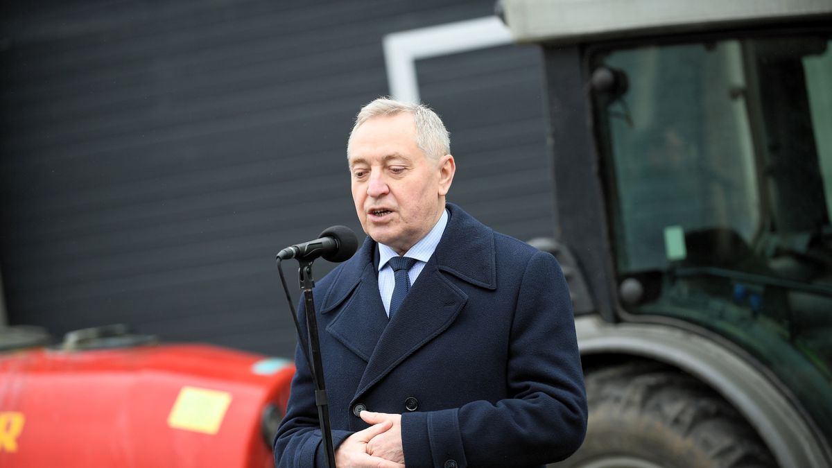 Minister rolnictwa Henryk Kowalczyk podkreśla, że utworzenie Krajowej Grupy Spożywczej ma nie generować dodatkowych kosztów dla budżetu państwa