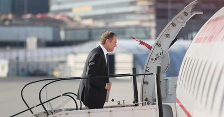 Posłowie latają co drugi dzień za nasze