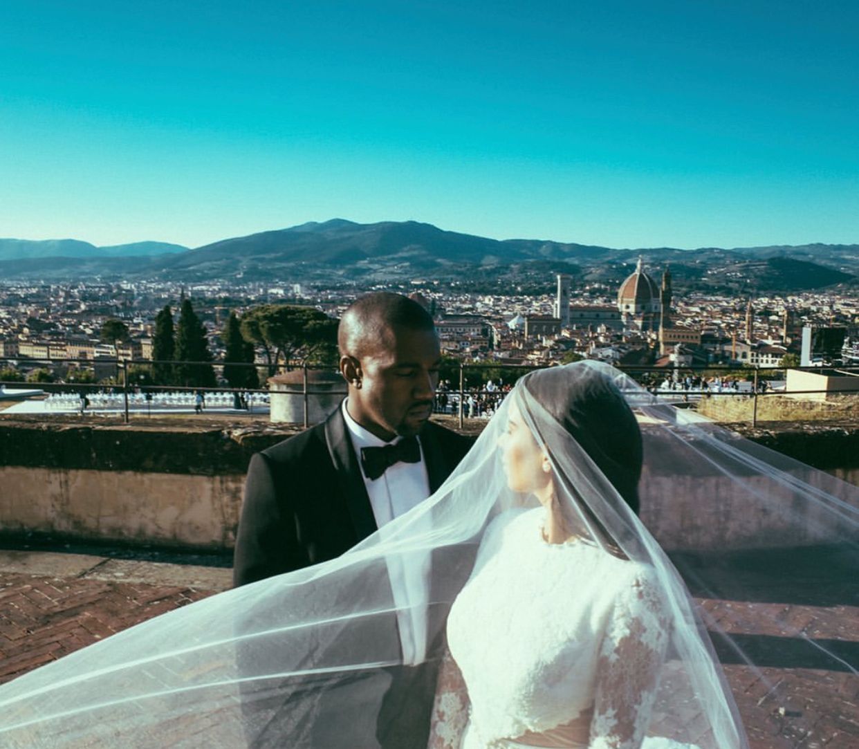 Kim Kardashian i Kanye West świętują 5. rocznicę ślubu