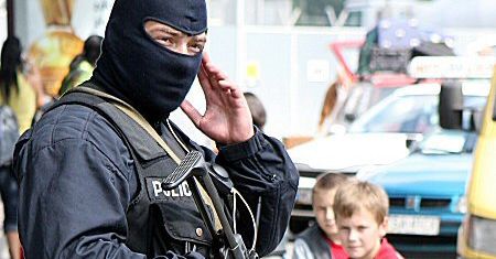 Nie ma sygnałów o zagrożeniu terrorystycznym w Polsce