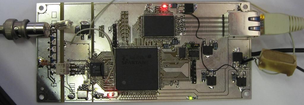Jeden z odbiorników WebSDR bazujący na układzie FPGA/CPLD Xilinx Spartan