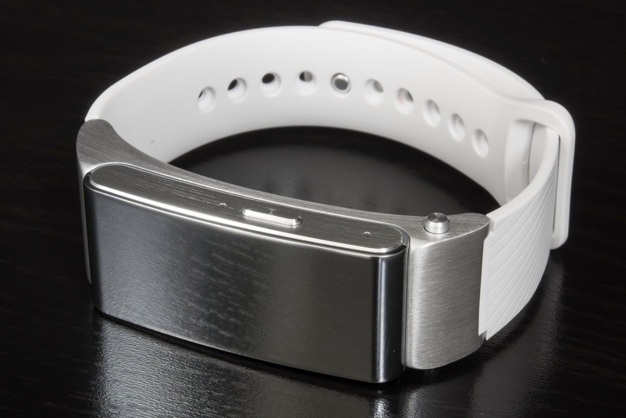 Huawei TalkBand B2 – test atrakcyjnej, ale niezbyt „inteligentnej” smartopaski 2