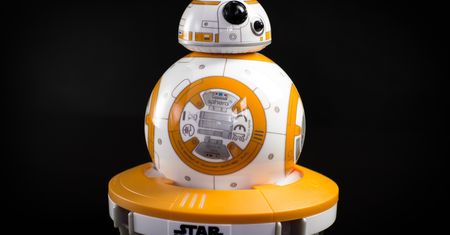 BB-8 by Sphero – wideorecenzja najnowszej zabawki z uniwersum Gwiezdnych Wojen