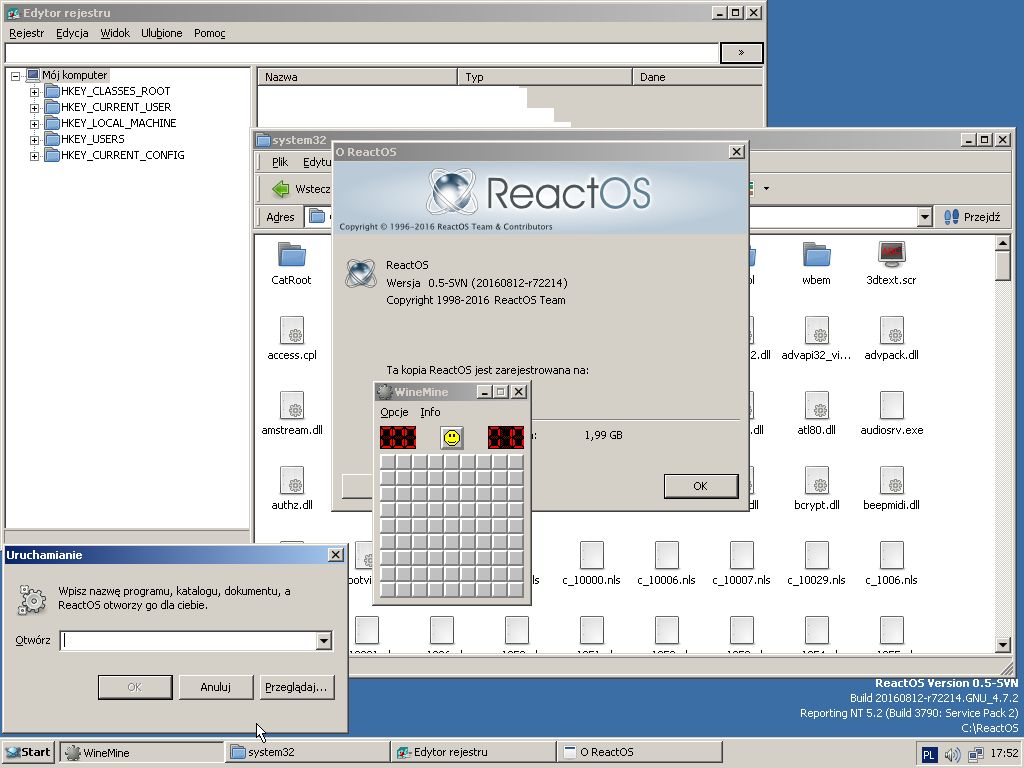 Interfejs ReactOS będący dość wierną kopią interfejsu starszego Windowsa.