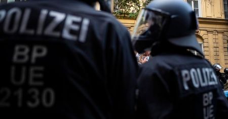 Znaleziono materiały propagandowe islamistów u 16-latka, który planował atak na synagogę w Niemczech