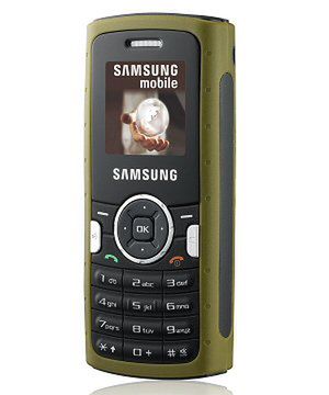 Samsung M110, czyli tani telefon "wszystkoodporny"