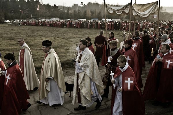 Ks. Piotr Natanek oskarża Watykan