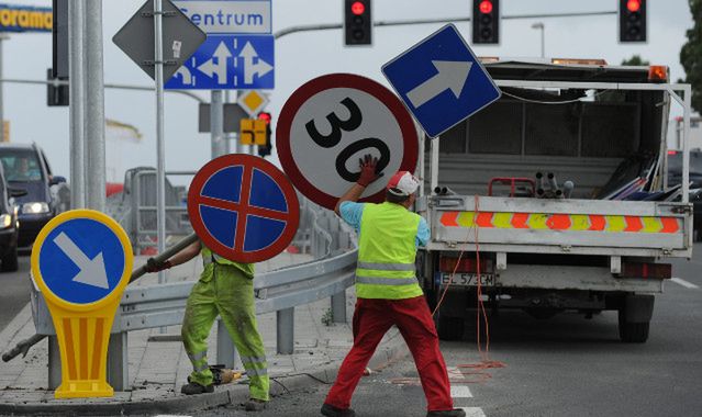 W miastach pojedziemy tylko 30 km/h?