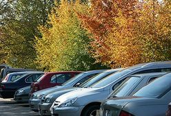 Na płatnym parkingu dbaj o bilet