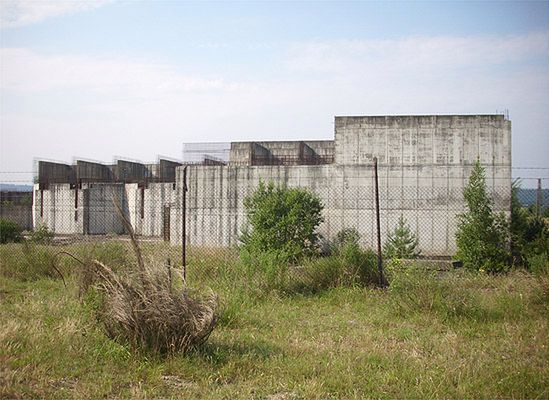 "Będzie łapówka, będzie atom", "To pomnik dla Tuska"