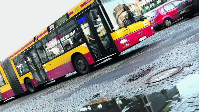 Dziury i koleiny doczekają Euro 2012