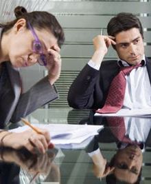 Ile zarabia przedstawiciel?