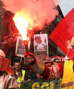 Francję sparaliżowały strajki i protesty sektora publicznego