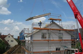 Mieszkanie w mieście czy dom na wsi? To nie jest prosty wybór