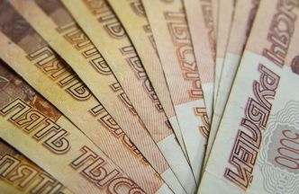 Kurs rubla dołuje już od tygodnia. W budżecie Putina może pojawić się ogromna dziura