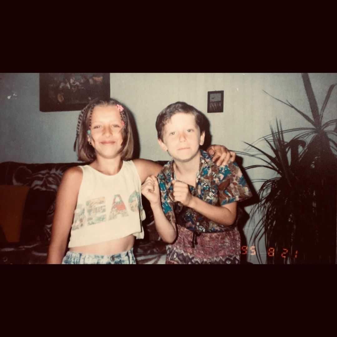Robert Lewandowski z siostrą Mileną podczas 7 urodzin - Instagram
