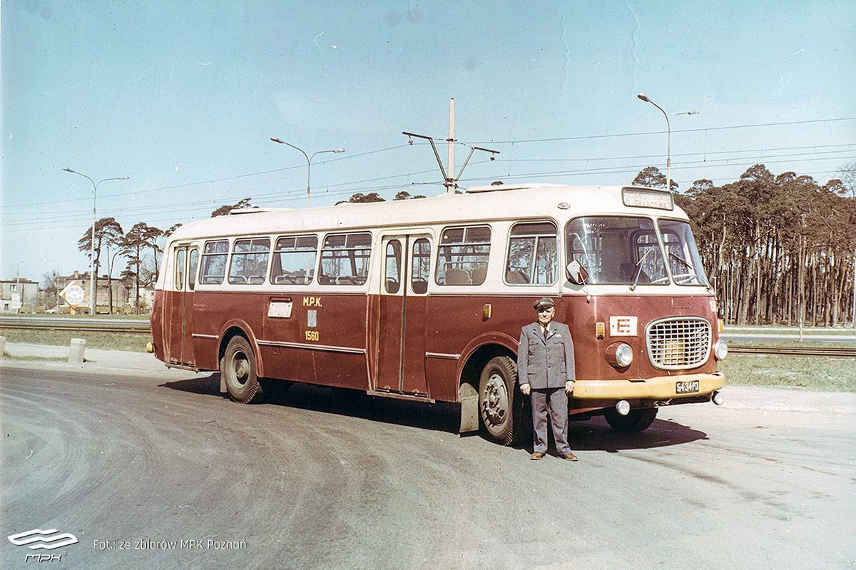 Kilkadziesiąt lat temu po poznańskich ulicach kursowało kilka autobusowych linii pospiesznych